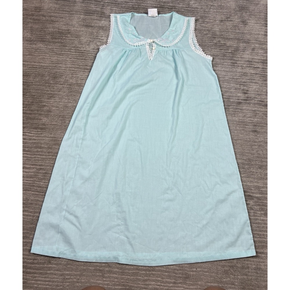 Quiet Moments Nightgown Womens Small Blue Lace Accent Made‎ in USA Vintage